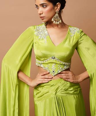 Bright green indo skirt set 4
