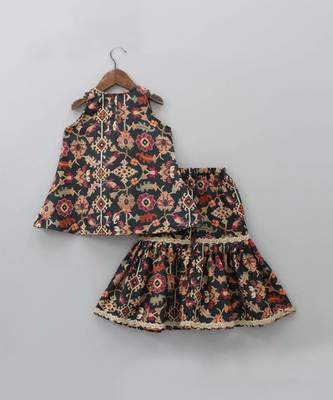 Black ikkat print sharara set 2