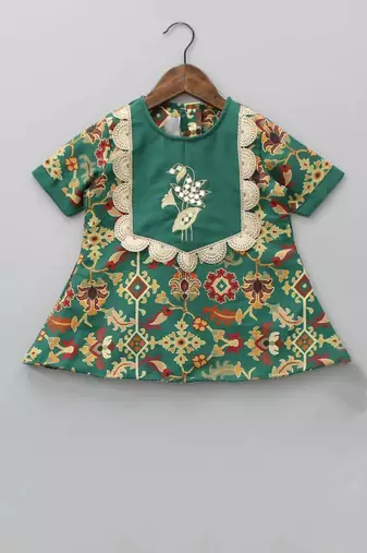 Bottle green ikkat print embroidered kurti set