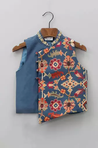 Sapphire blue hand embroidered kurta set