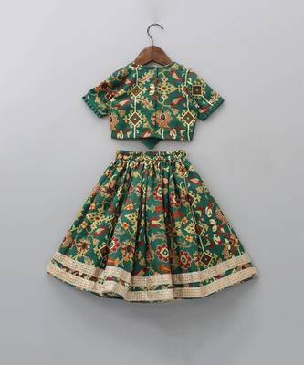 Bottel green ikkat embroidered ghagara set 2