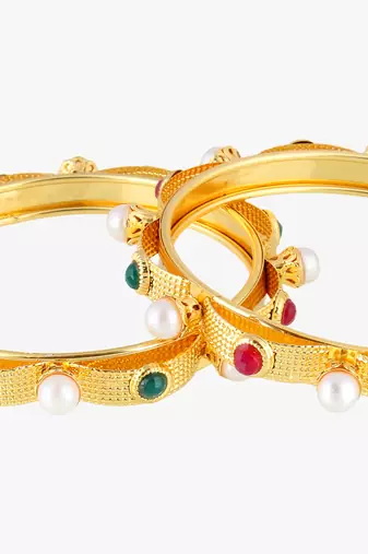 Set of two gold-plated bangles becautiful handcarfted bangle