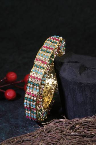 Women set of one 24ct ethnic copper gold plated pearl-beaded bangle