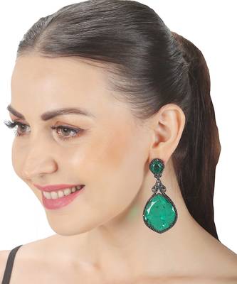 Green kundan dangler earrings 1