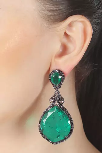Green kundan dangler earrings
