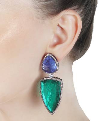 Green kundan dangler earrings 2