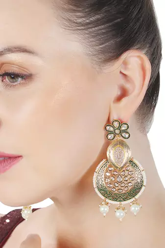 Green kundan & meenakari chaandbaali earrings