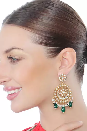 Green kundan chaandbaali earrings