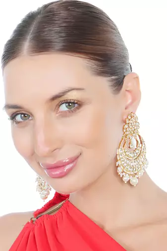 White kundan and polki chaandbaali earrings