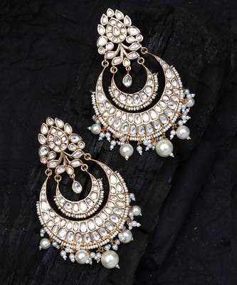 White kundan and polki chaandbaali earrings 5