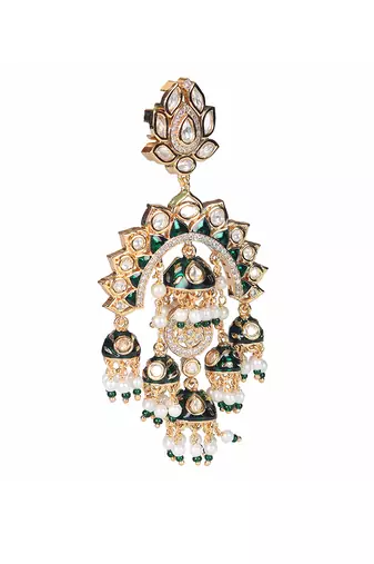 Green kundan chaandbaali earrings