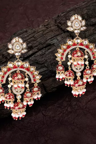 Red kundan chaandbaali earrings