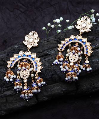 Blue kundan chaandbaali earrings 5