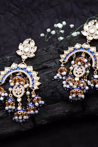 Blue kundan chaandbaali earrings