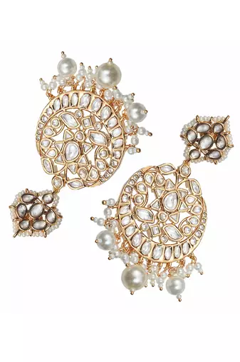 White kundan chaandbaali earrings