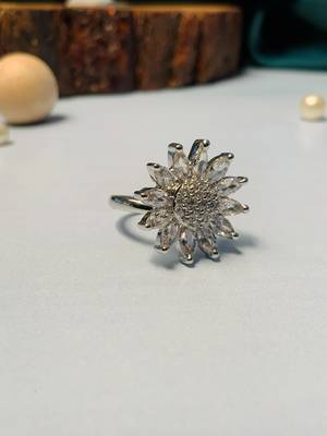 Charming floral silver plated american diamond ring 5
