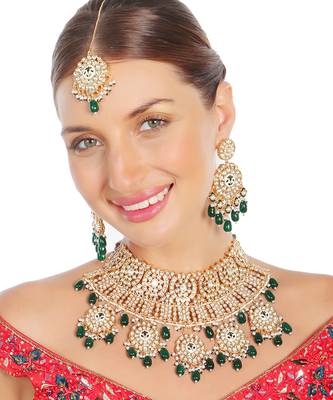 Emerald green bridal meenakari kundan choker set 1