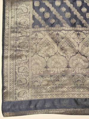 Grey Organza Faux Kanjeevaram Woven Saree Without Blouse 4