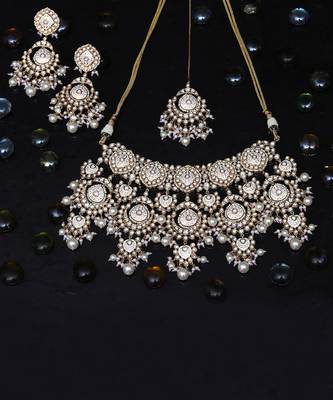 Ivory bridal meenakari kundan choker set 2