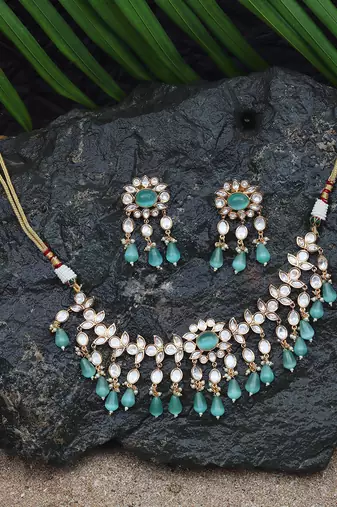 Mint kundan choker set
