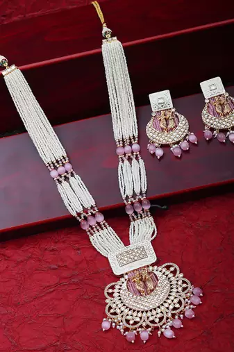 White and blush pink kundan long necklace set