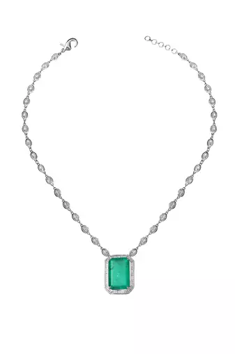 Emerald green kundan necklace