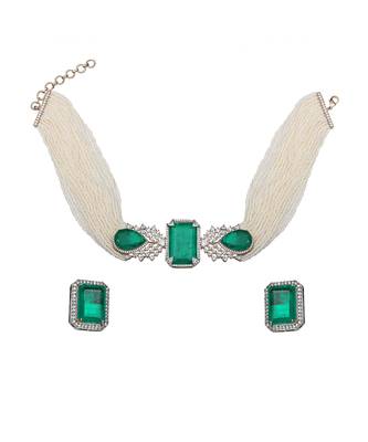 Emerald green kundan choker set 3