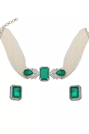 Emerald green kundan choker set