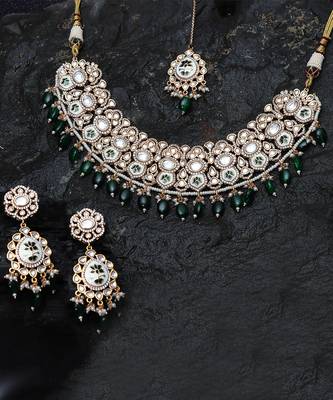 Emerald green meenakari kundan choker set 2