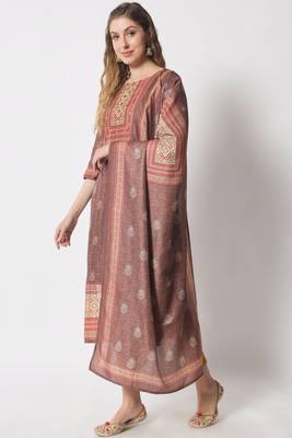 Maroon Brown Embellished Silk Blend  Kurta pant  with Dupatta Set 1