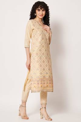 Cream Woven Silk Blend  Kurta pant  with Dupatta Set 3