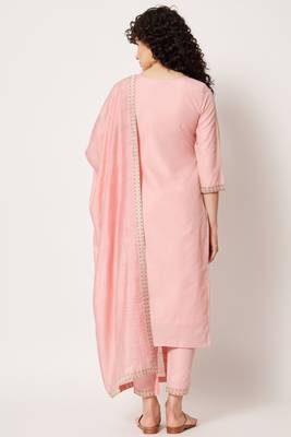 Pink Woven Silk Blend Women's Kurta, Pyjama & Dupatta Set 2