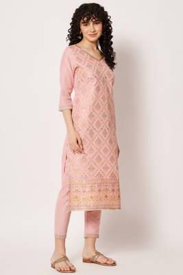 Pink Woven Silk Blend Women's Kurta, Pyjama & Dupatta Set 3