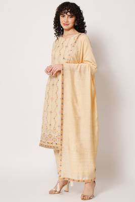 Cream Woven Silk Blend  Kurta pant  with Dupatta Set 1