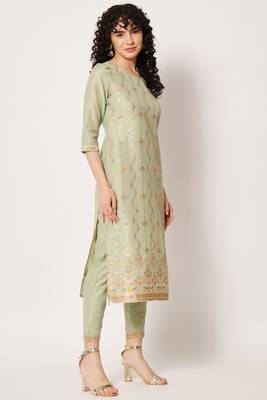 Pista Woven Silk Blend Women's Kurta, Pyjama & Dupatta Set 3