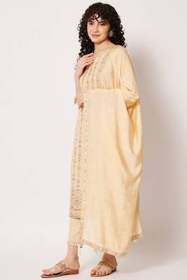 Cream Woven Silk Blend  Kurta pant  with Dupatta Set 1