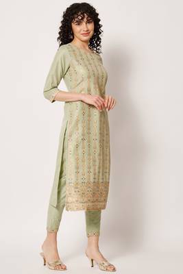 Pista Woven Silk Blend  Kurta pant  with Dupatta Set 3