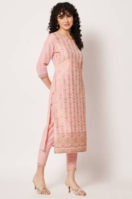 Pink Woven Silk Blend  Kurta pant  with Dupatta Set 3