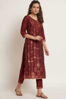 Dark Maroon Woven Silk Blend  Kurta pant  with Dupatta Set 3