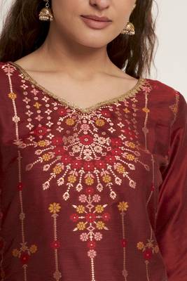 Dark Maroon Woven Silk Blend  Kurta pant  with Dupatta Set 4
