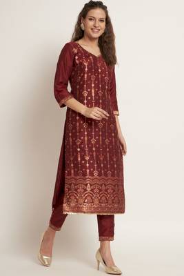 Dark Maroon Woven Silk Blend  Kurta pant  with Dupatta Set 3