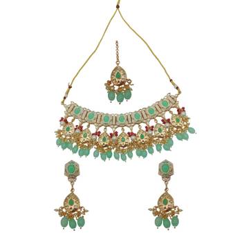 Gold plated traditional kundan pearl choker jewellery set for women 3