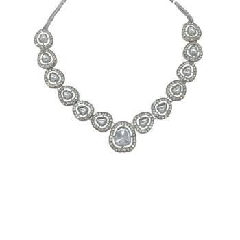 Gold-plated kundan-studded jewellery set 4