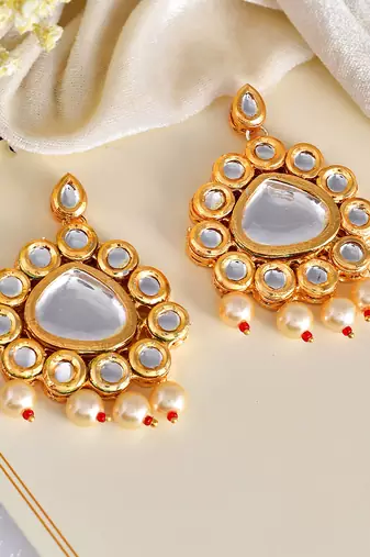 Bridal kundan earrings