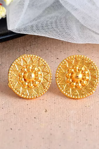 Hancrafted gold plated circular stud earrings