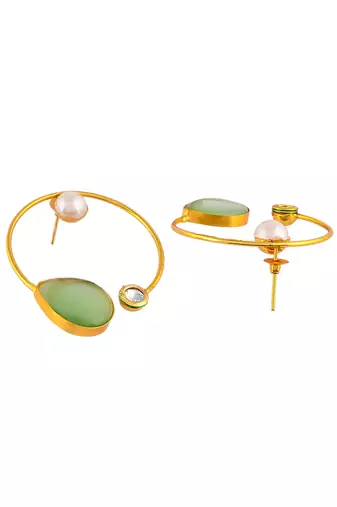 Circular hoop earrings