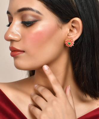 Gold plated floral stud earrings for women 1