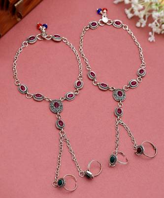 Traditional anklet with attached double toe rings 2