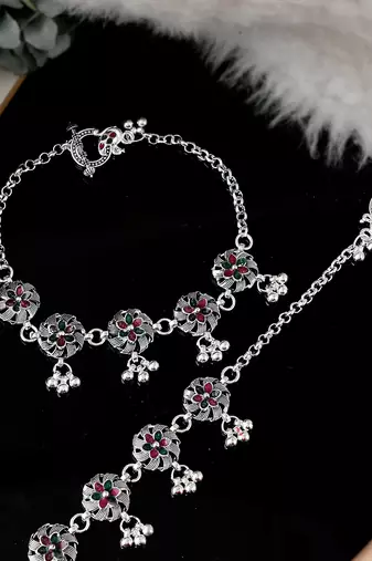 Silver plated oxidised floral chain anklets