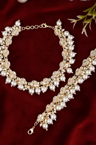 Gold plated kundan traditional ethnic payal for women